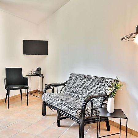 Quintessence Provence Bed & Breakfast Goult Bagian luar foto