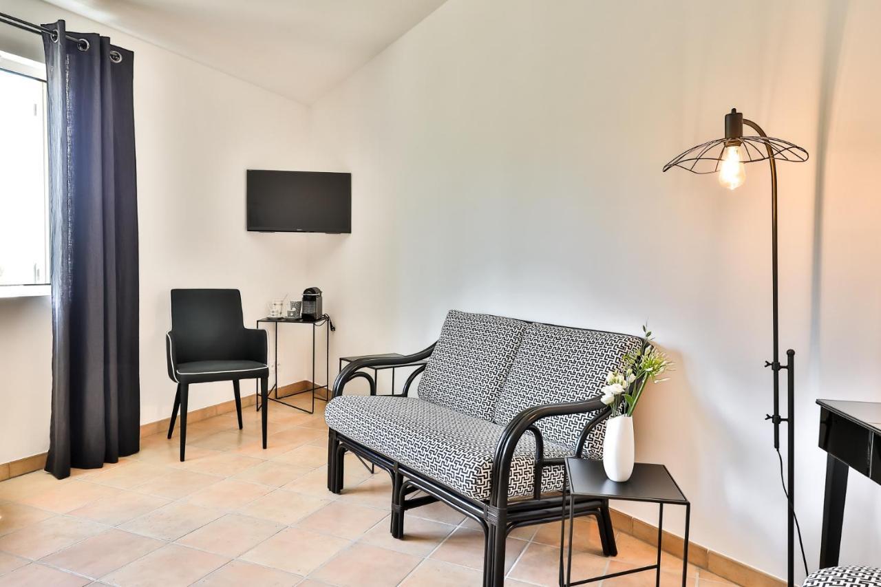 Quintessence Provence Bed & Breakfast Goult Bagian luar foto