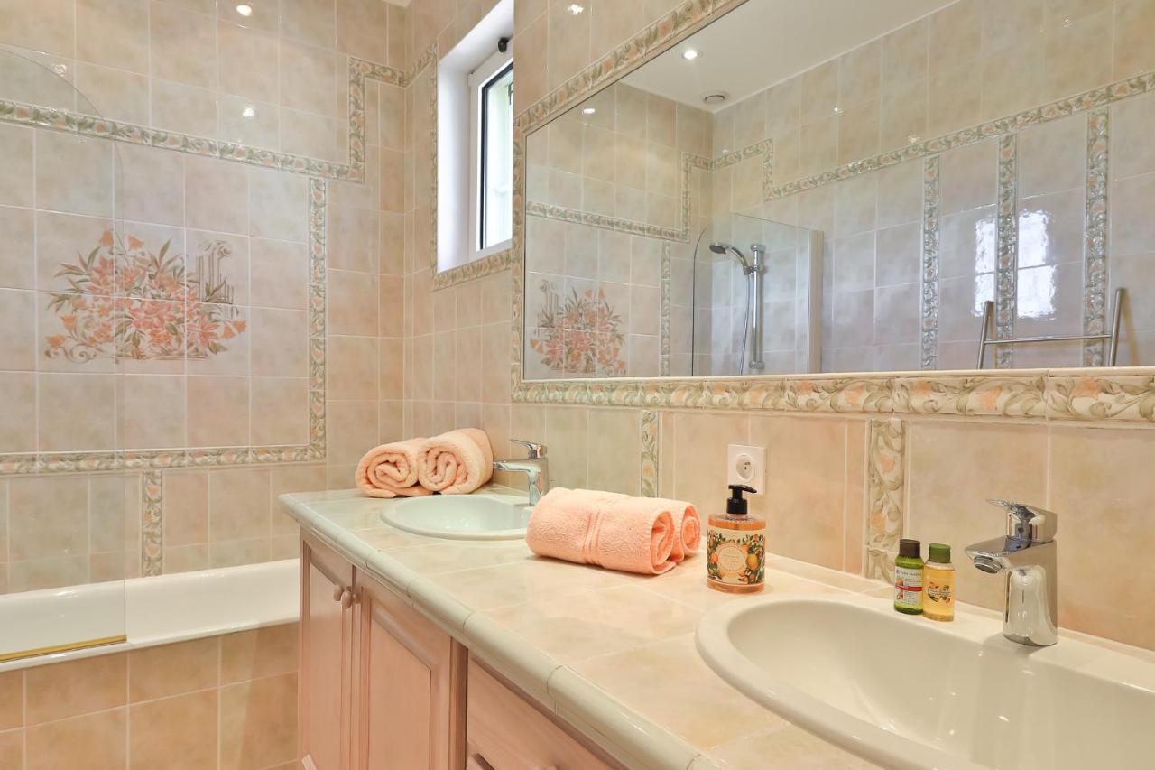 Quintessence Provence Bed & Breakfast Goult Bagian luar foto