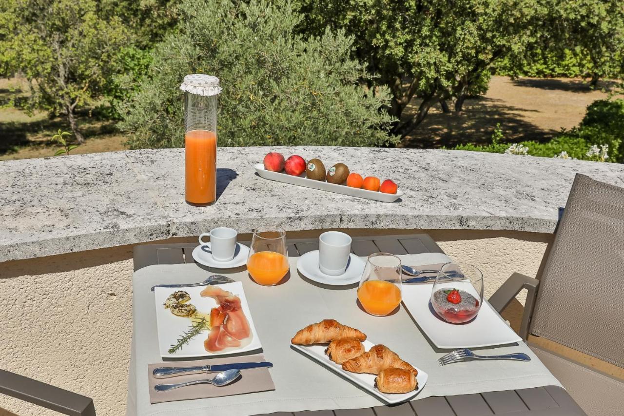 Quintessence Provence Bed & Breakfast Goult Bagian luar foto